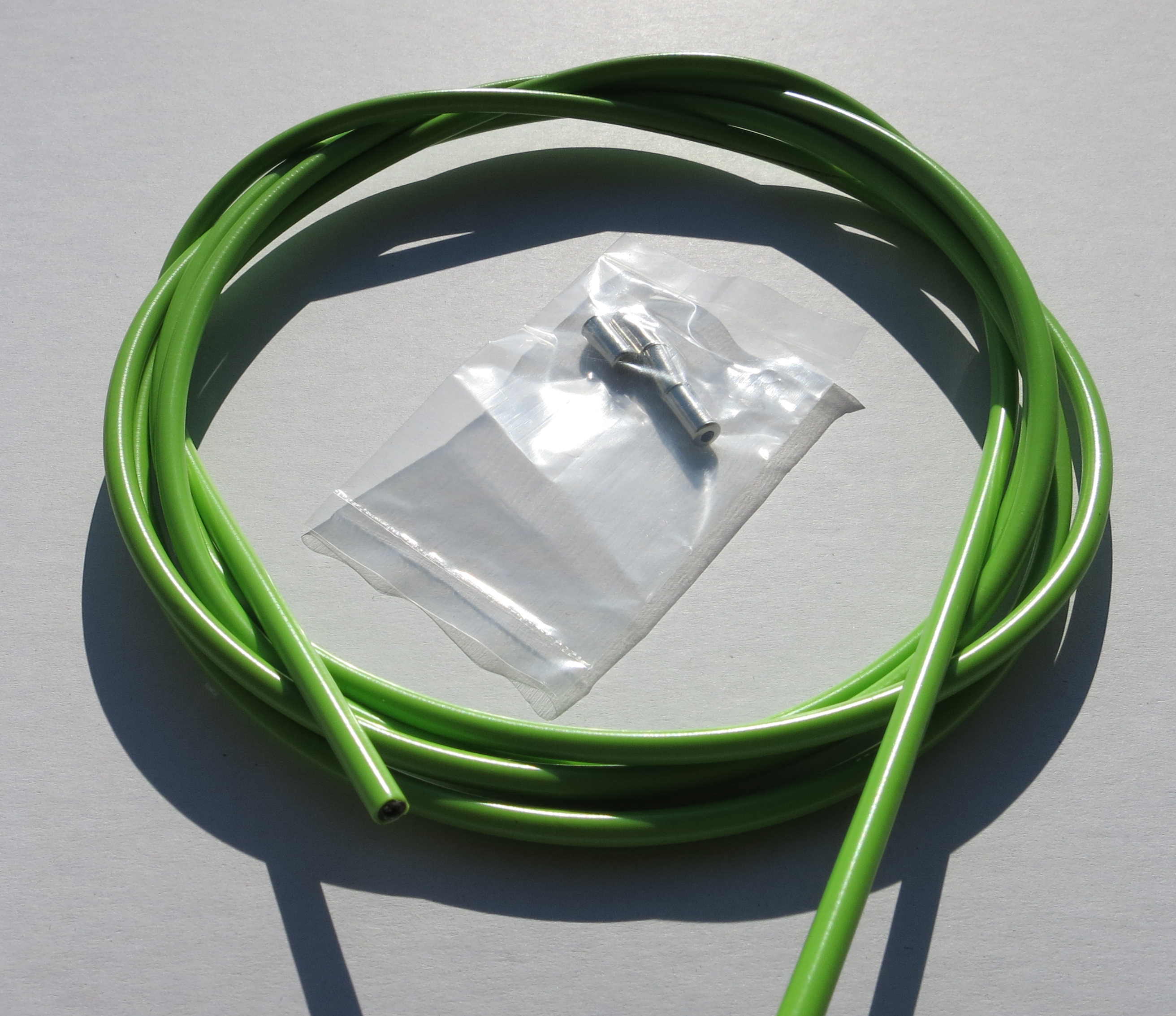 Gaine câble externe Bowden, vert clair 2,50 x 5 mm 