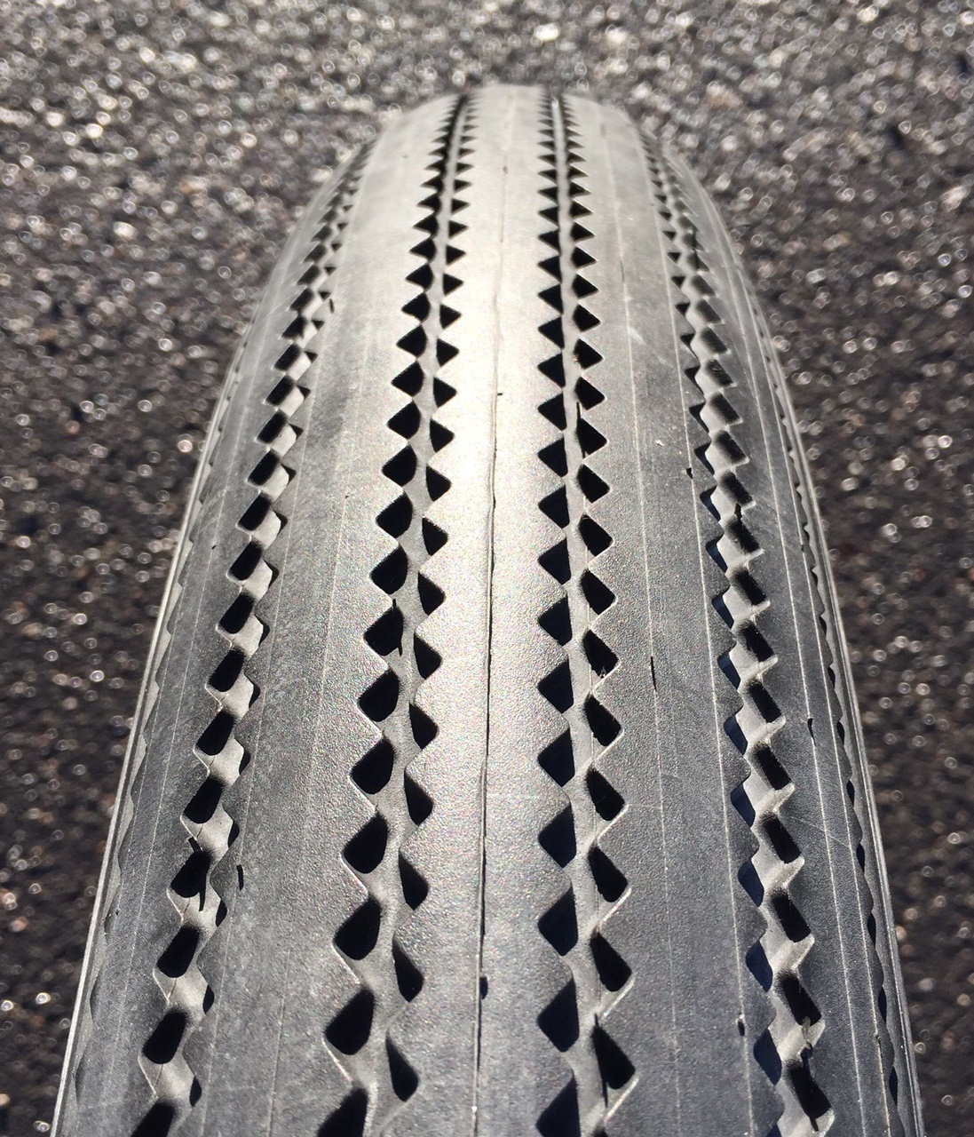 518000004_4dKiFWvo6u7zk4