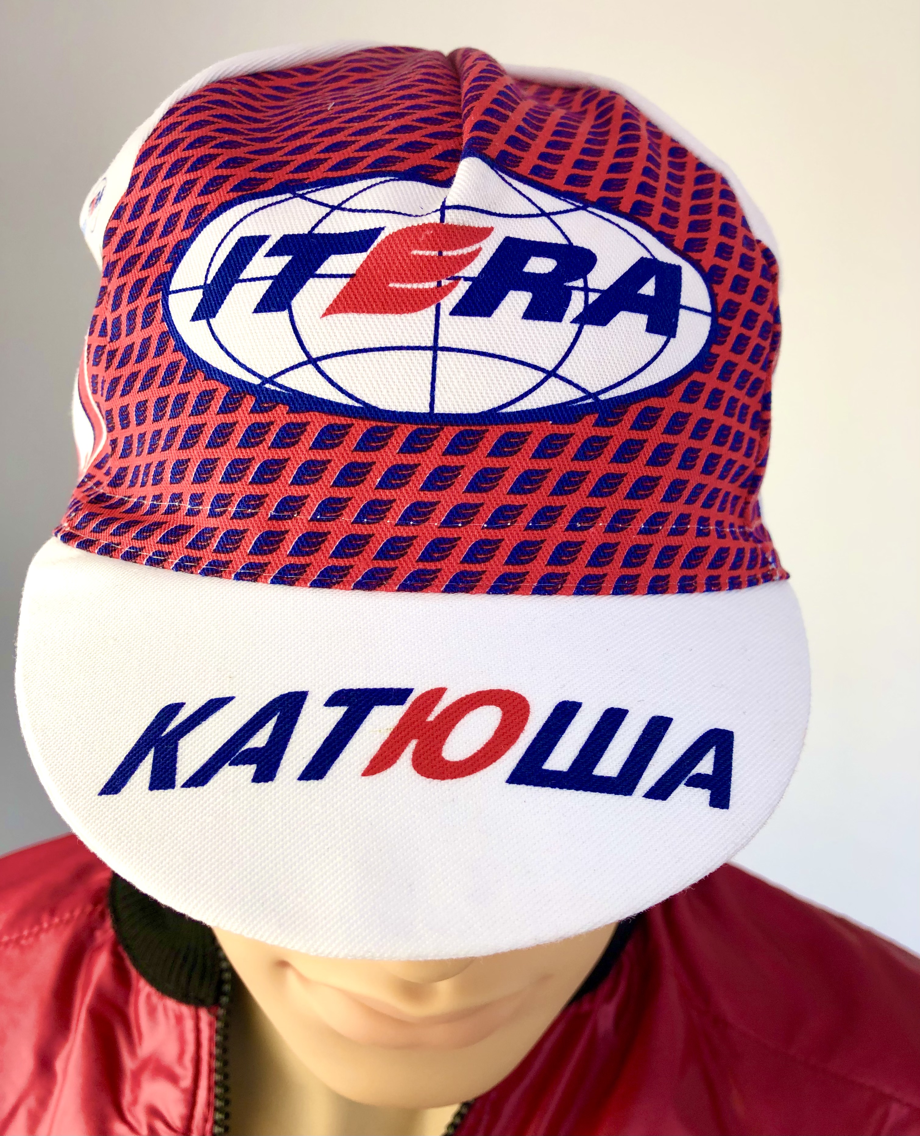 La Casquette Team Katusha Itera, damier bleu rouge