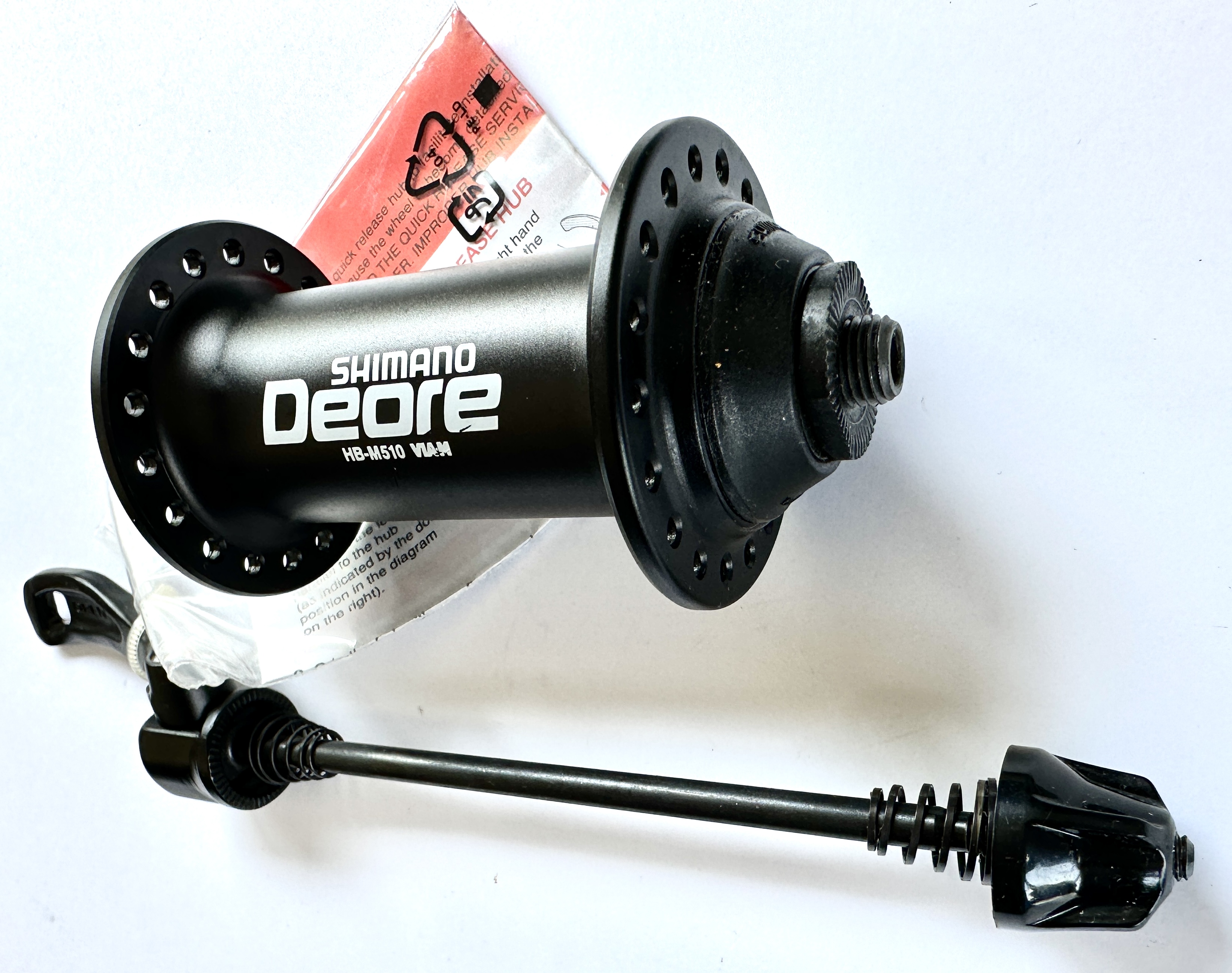 Moyeu avant VTT Shimano M475 à disque 6 trous et blocage rapide 100mm - Roue et pneu vélo sur La Bécanerie Moyeu avant VTT Shimano M475 à disque 6 trous et blocage rapide 100mm - Roue et pneu vélo sur La Bécanerie