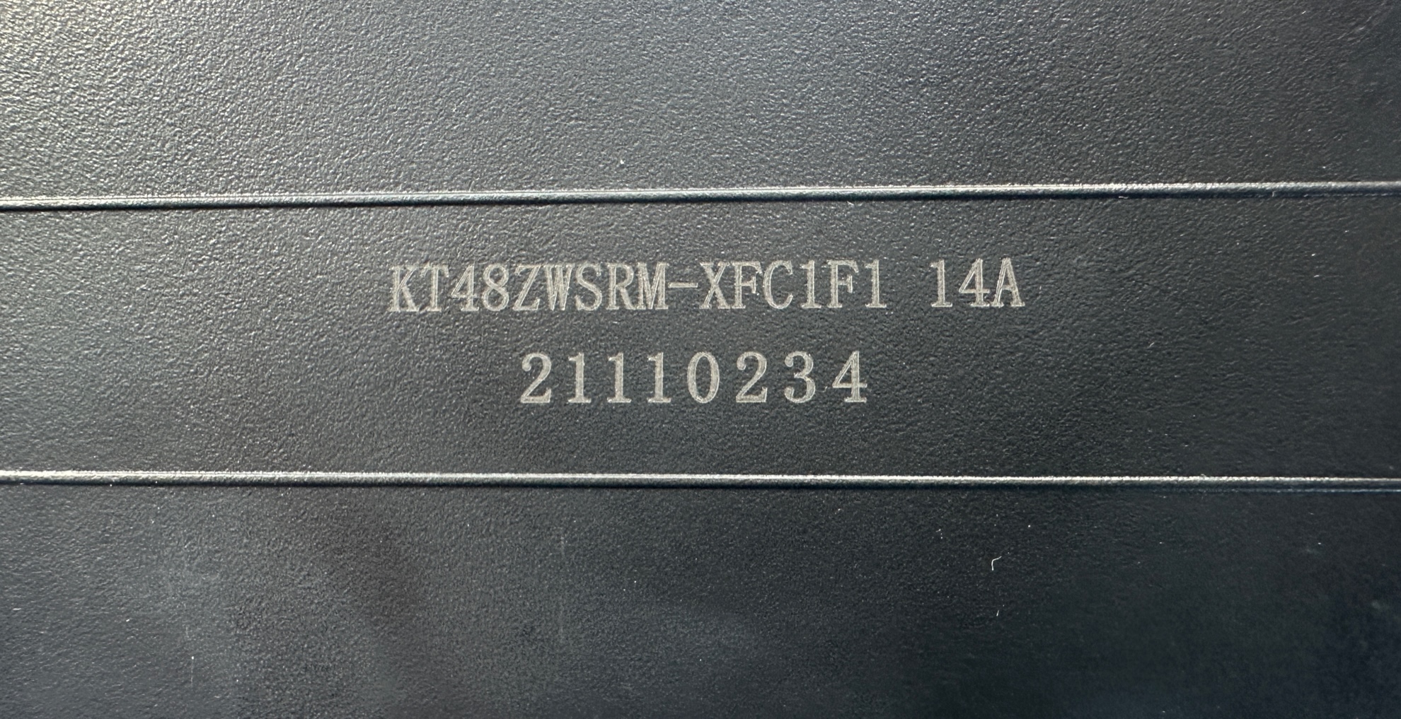 Contrôleur de régulateur UD intégré dans le rail de batterie 48V 14A