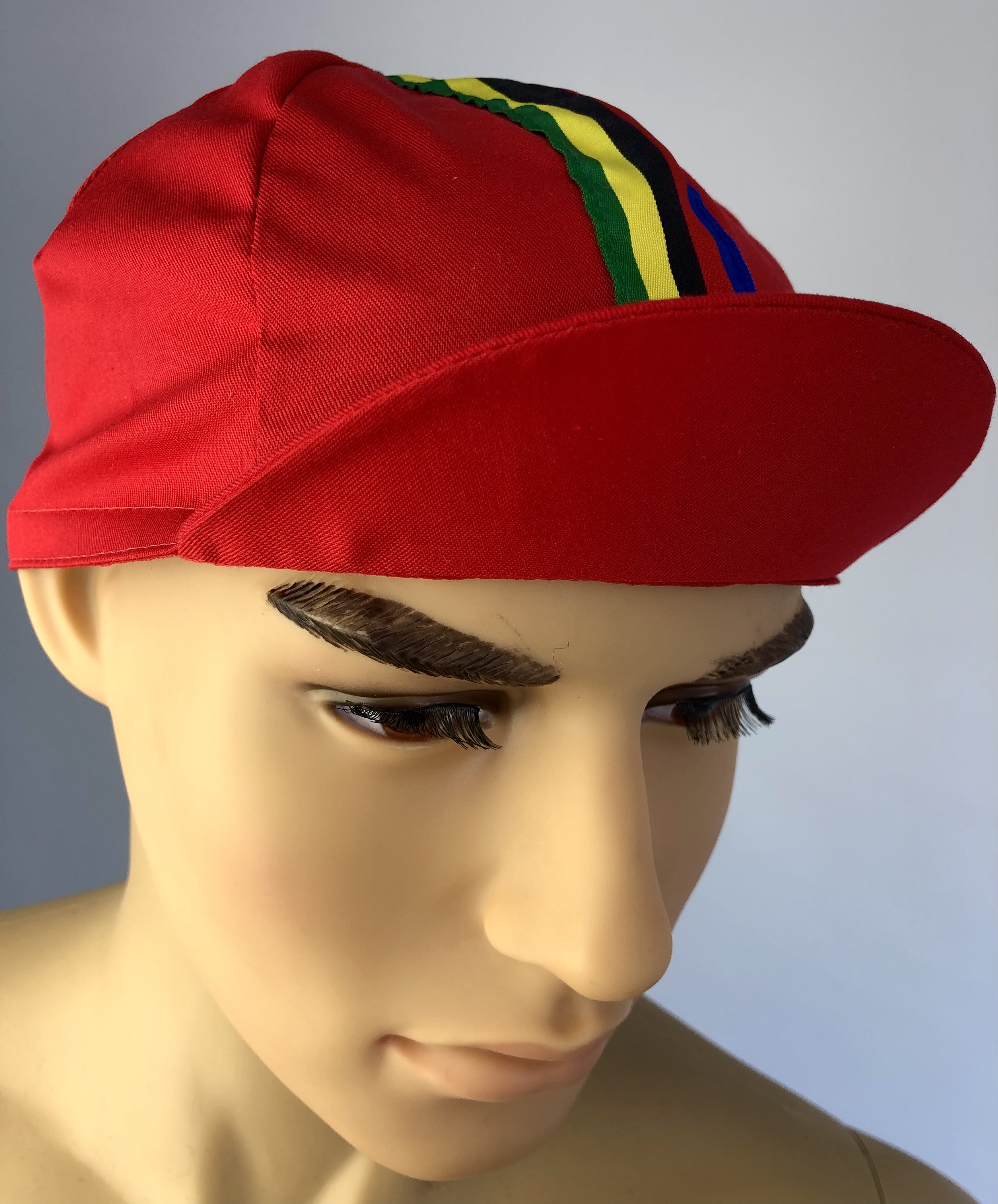 Rennradkappe_Historical_team_cap_retro_cycling_cap_radmutze_Rennkappe_Cycling_-Radlercap_La-Casquette_fahrradkulturin_-rot-mit-bunten-Streifen53Zj2itemq33njp