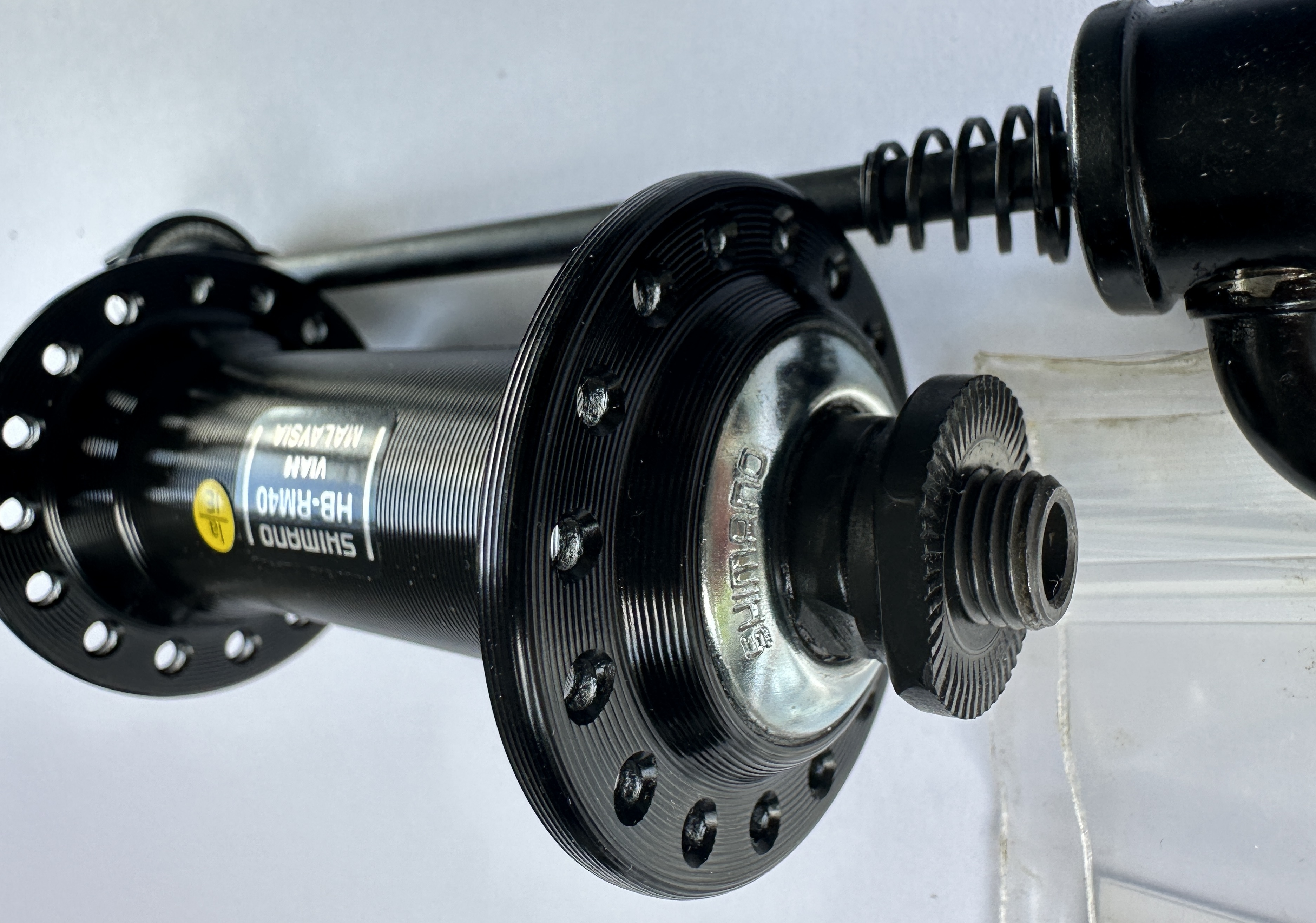 Shimano_HB-RM40_Vorderradnabe_c
