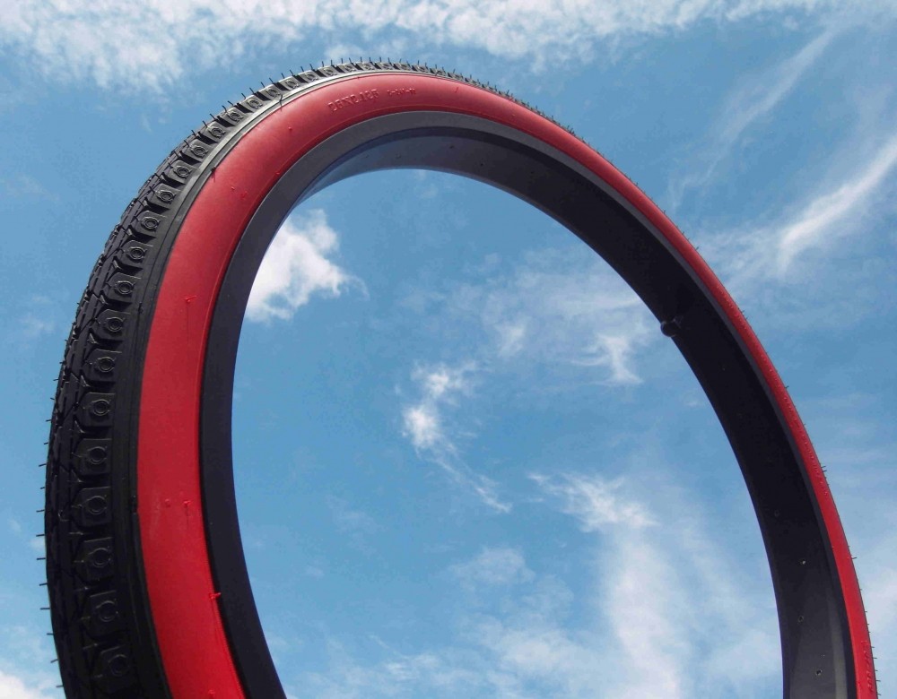 Pneu de vélo 20 x 2,125 mm Ligne rouge noire paroi latérale R-4127