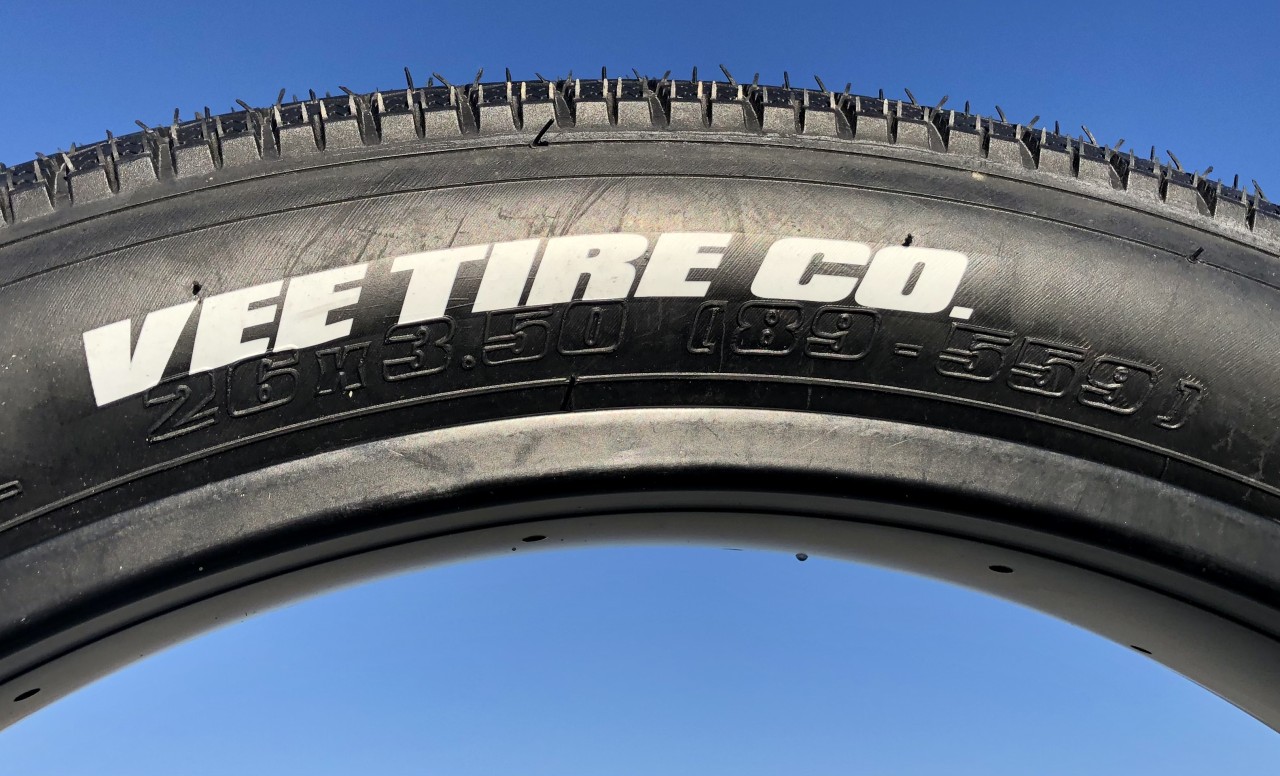Pneu VEE TIRE CO Chicane 20x4.0 - Pneu Slick Pour FatBike électrique Et Livraison Urbaine (compatible Super73, Engwe...) - 2